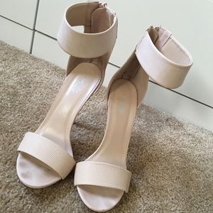 Charlotte Russe zipper back stilettos